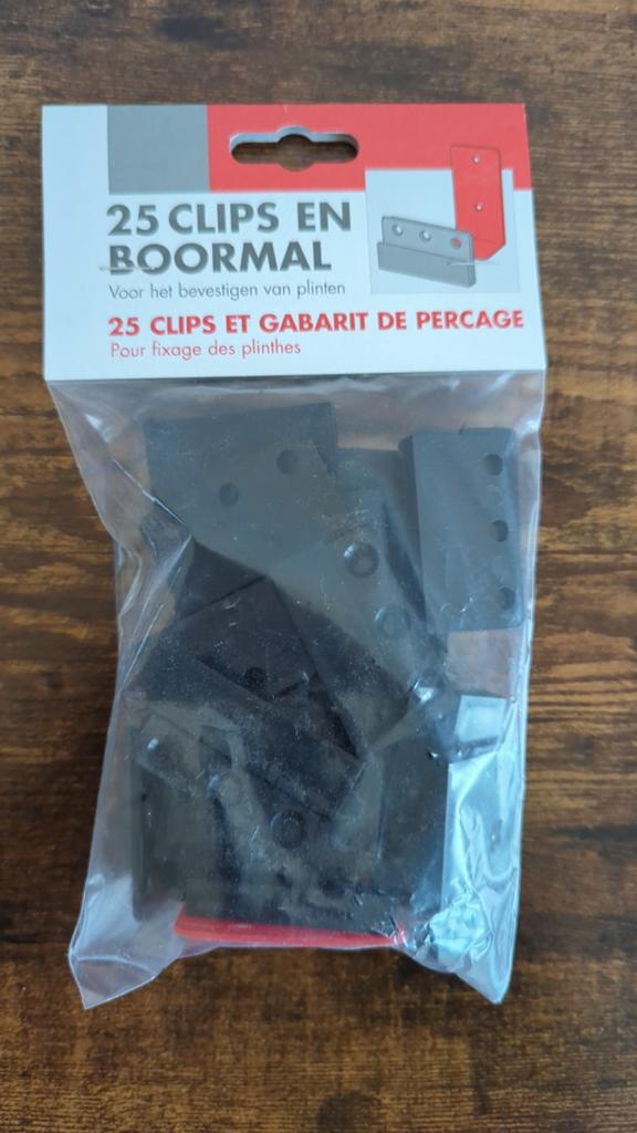 25 Clips en Boormal voor Plinten - Maclean, Ophalen of Verzenden