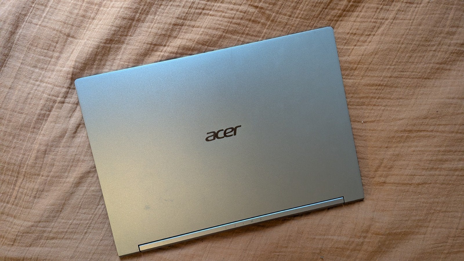 Acer Swift 3 laptop (voor onderdelen of met extern scherm), 14 inch, 4 GB of minder, Ophalen of Verzenden, Acer
