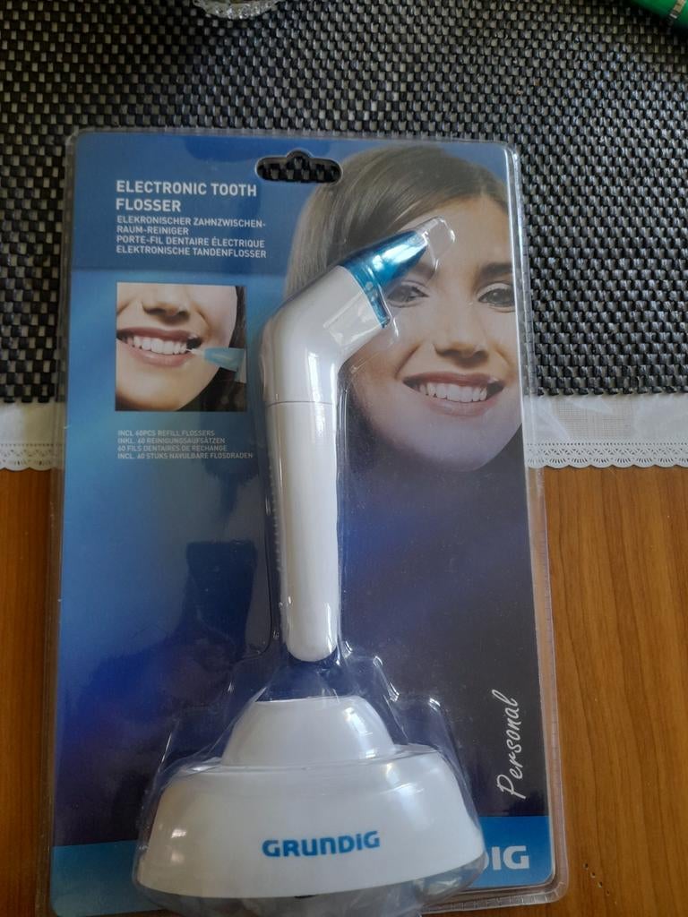Grundig Elektronische Tandenflosser - Nieuw in verpakking, Ophalen of Verzenden, Nieuw, Mondverzorging