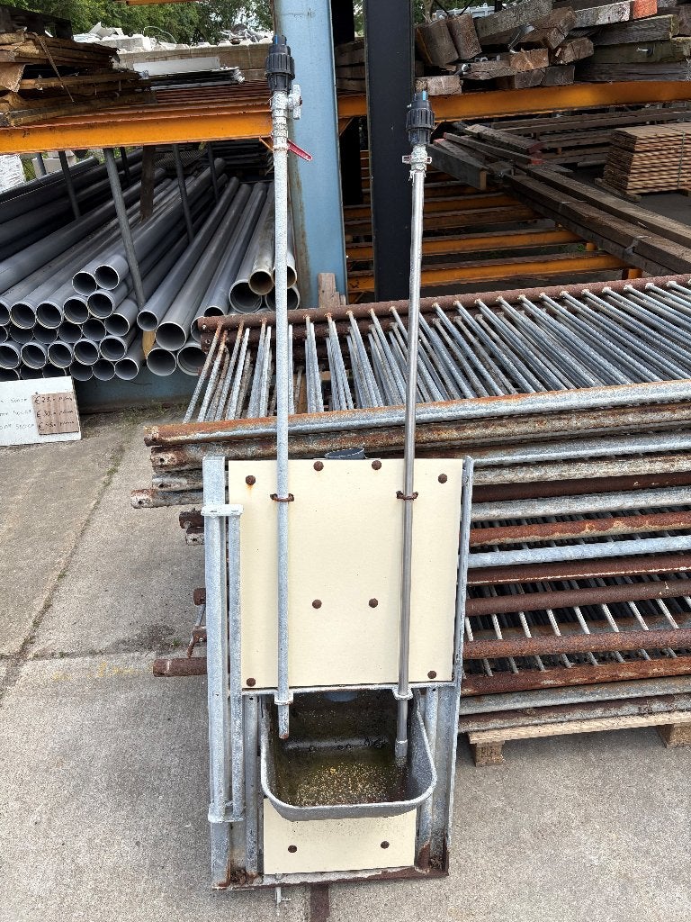 Stal hekken, drinkbakken stalinventaris, Ophalen, Gebruikt, ., Spijlenhekwerk