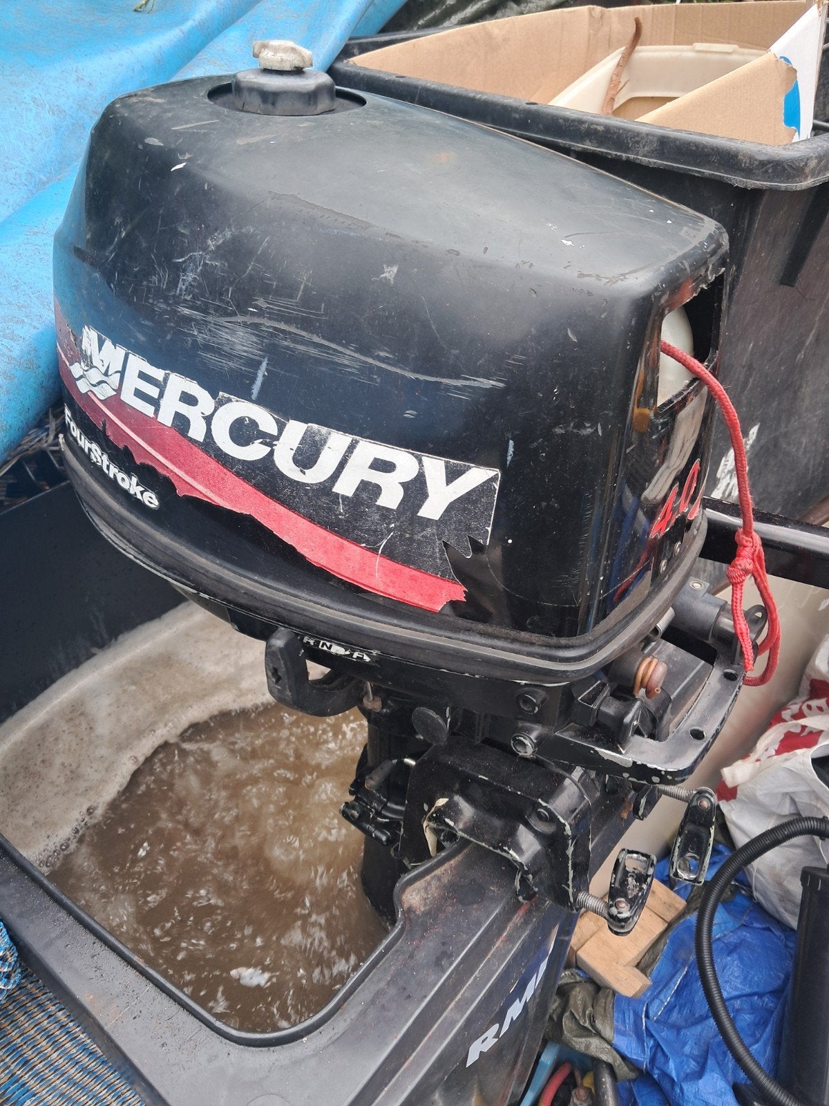 Mercury 4pk 4stroke buitenboordmotor, Ophalen