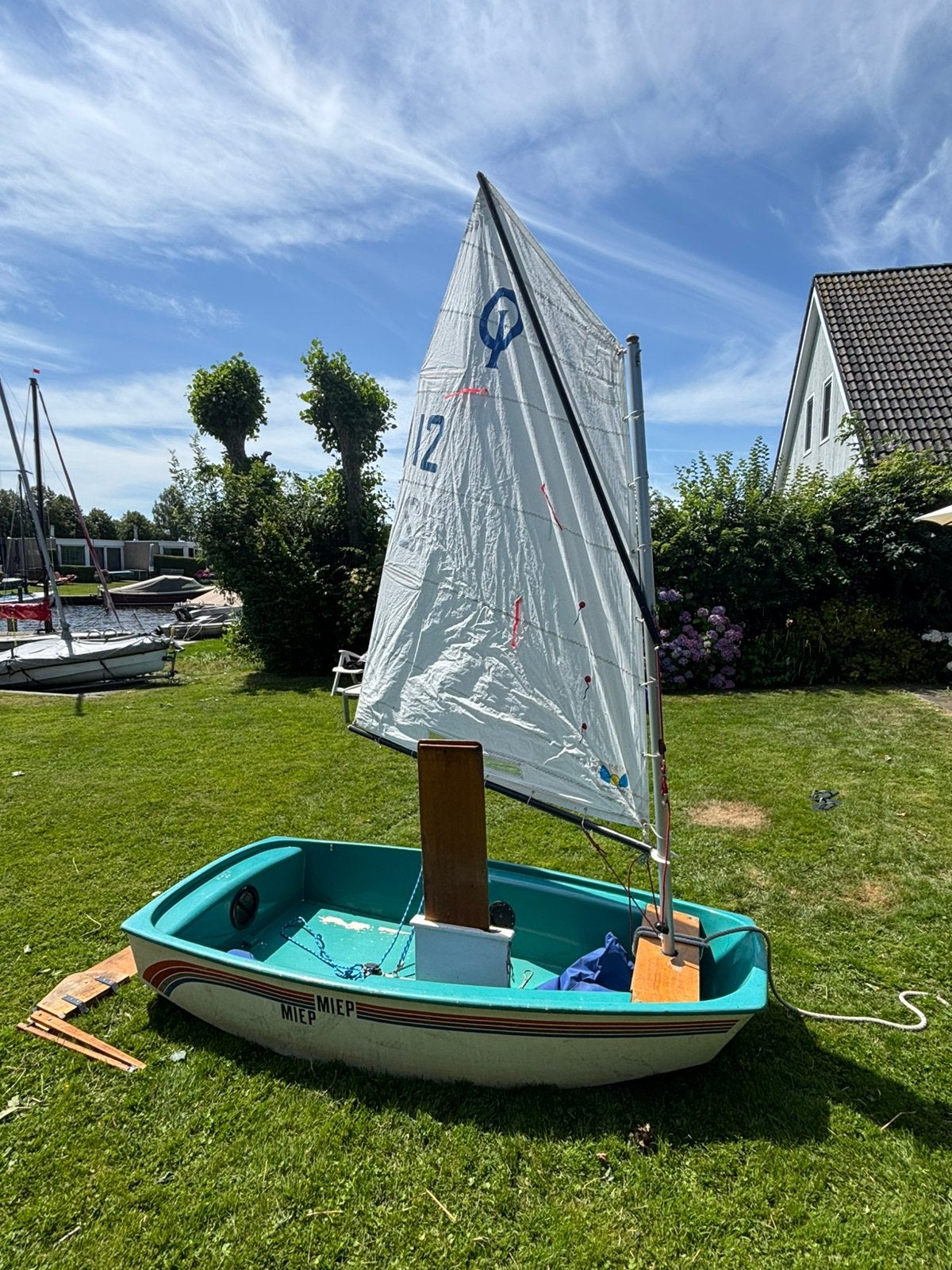 Zeilboot Optimist gratis, Watersport en Boten, Ophalen, Zo goed als nieuw, Overige typen, Minder dan 15 m²
