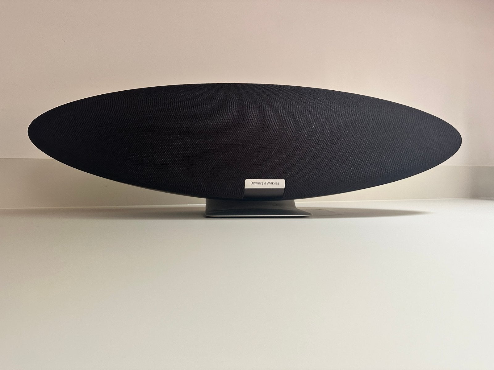 Bowers & Wilkens Zeppelin 3-weg 240W (2023)