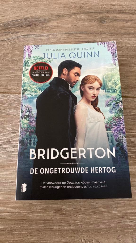 Bridgerton de ongetrouwde hertog, Boeken, Ophalen of Verzenden, Zo goed als nieuw