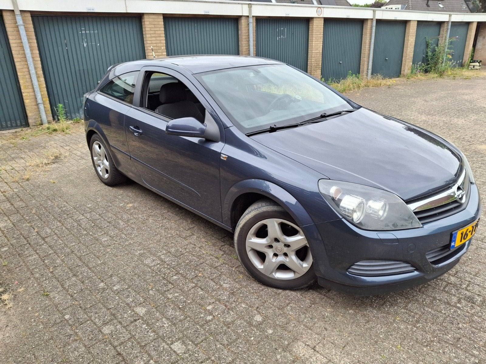 Opel Astra 1.6 16V GTC 2007 Grijs, Auto's, Voorwielaandrijving, 15 km/l, 1145 kg, 4 cilinders
