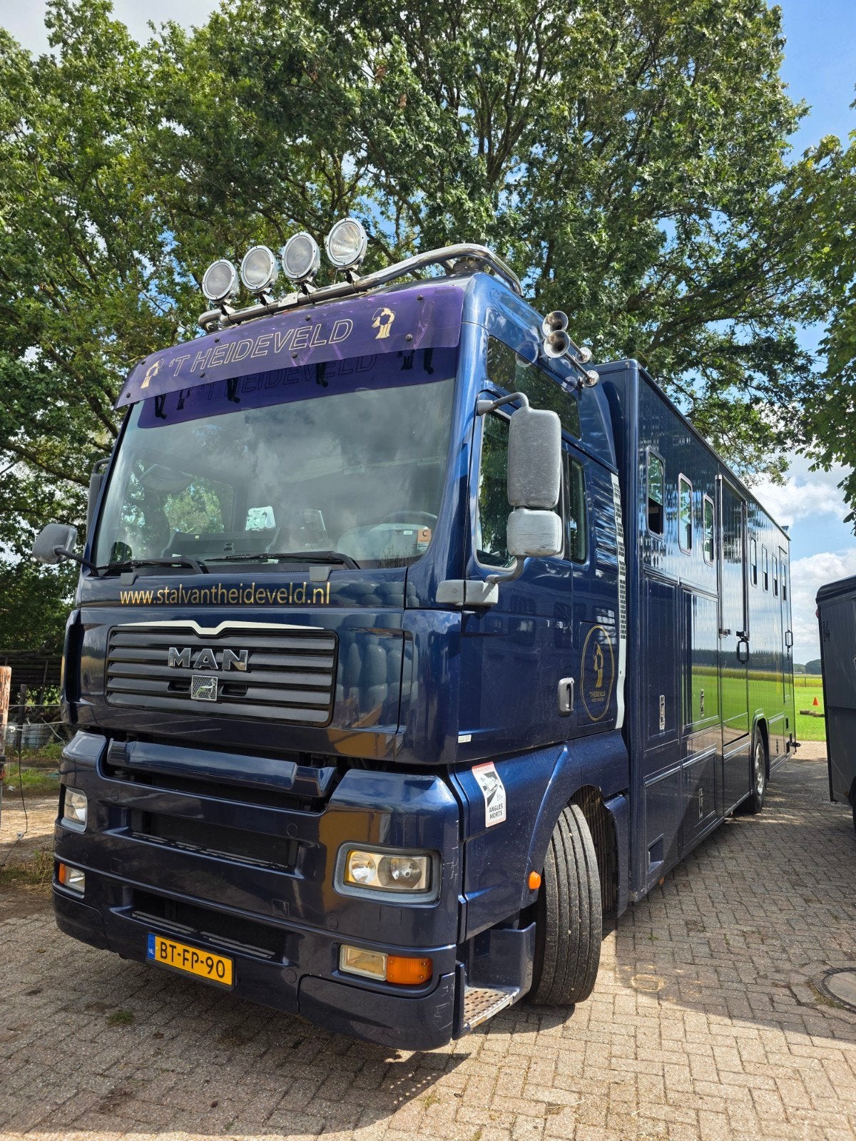 MAN 10 paards vrachtwagen TGA360  böckman, Automaat, Blauw, MAN, Leder