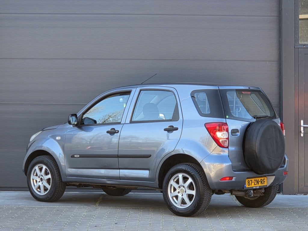 Daihatsu Terios 1.5-16v Explore 2WD nieuwe apk 04-2027!, Auto's, Daihatsu, 13 km/l, 1350 kg, Achterwielaandrijving, Gebruikt