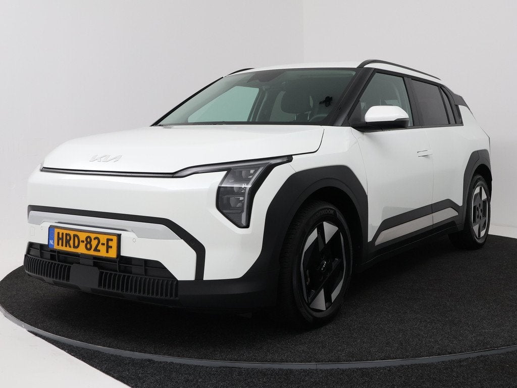 Kia EV3 Plus 81.4 kWh WORDT VERWACHT (bj 2025, automaat), Auto's, Kia, Stof, Gebruikt, Zwart, Origineel Nederlands