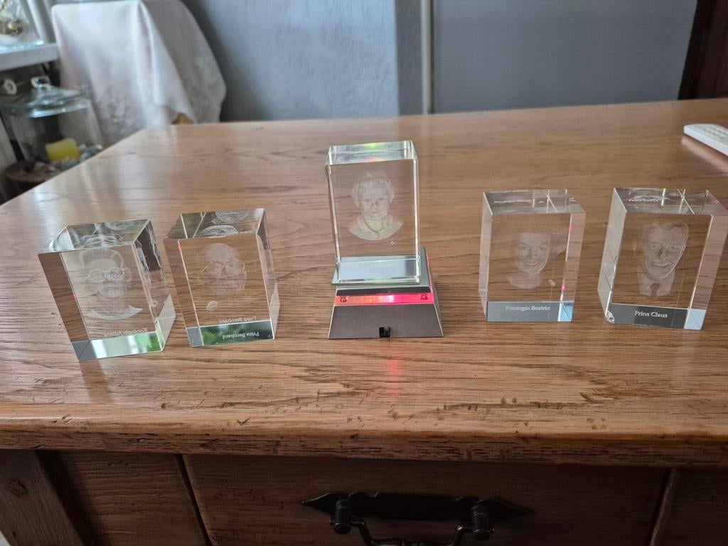 Glas beelden, Ophalen