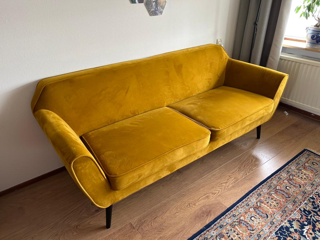Woood Rocco bank 187 cm velvet oker, Huis en Inrichting, Ophalen, 150 tot 200 cm, Driepersoons, 75 tot 100 cm