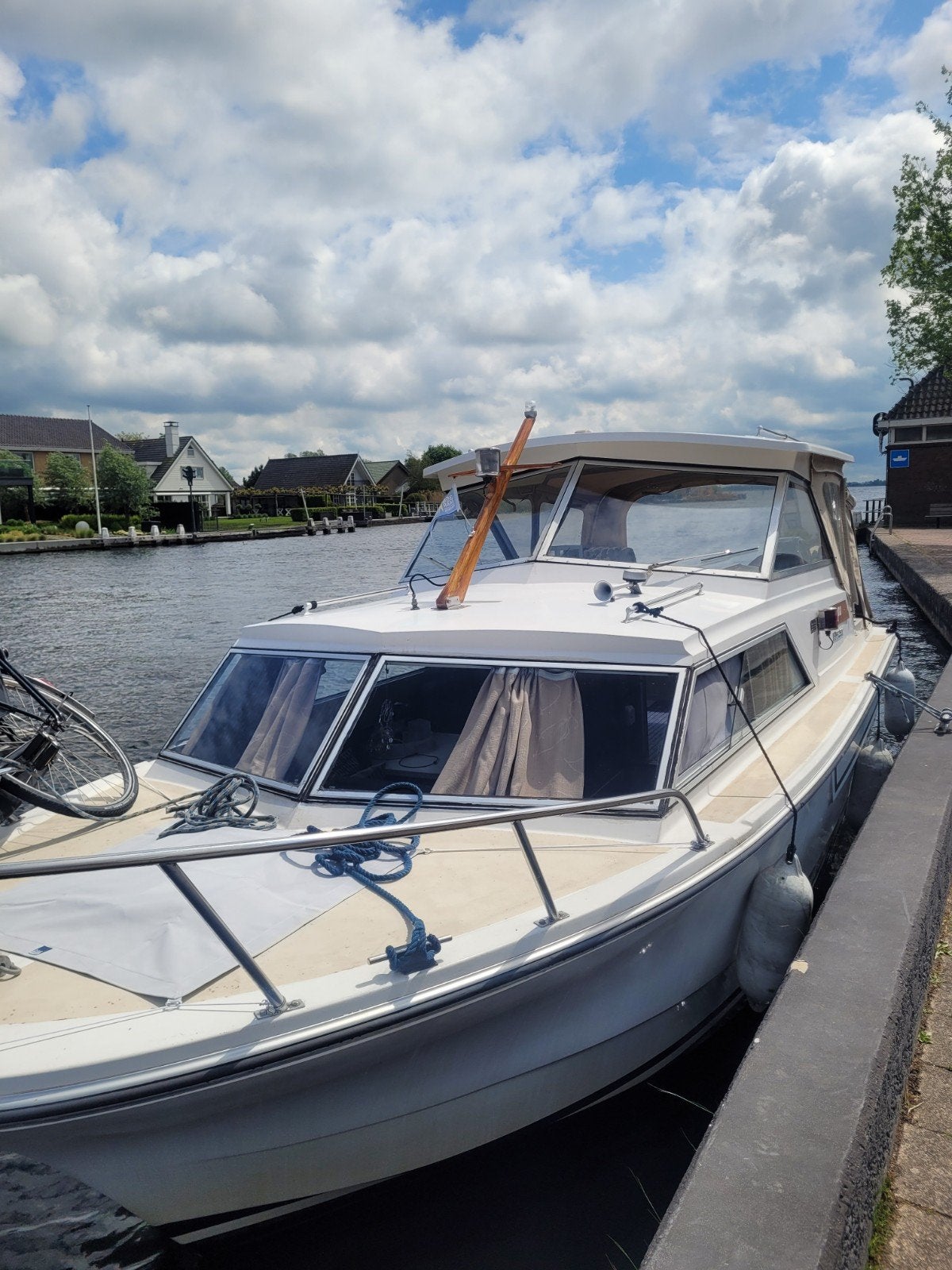 Foto 4 van marco 730 ht nieuwe kap / diesel / boegschroef off grid