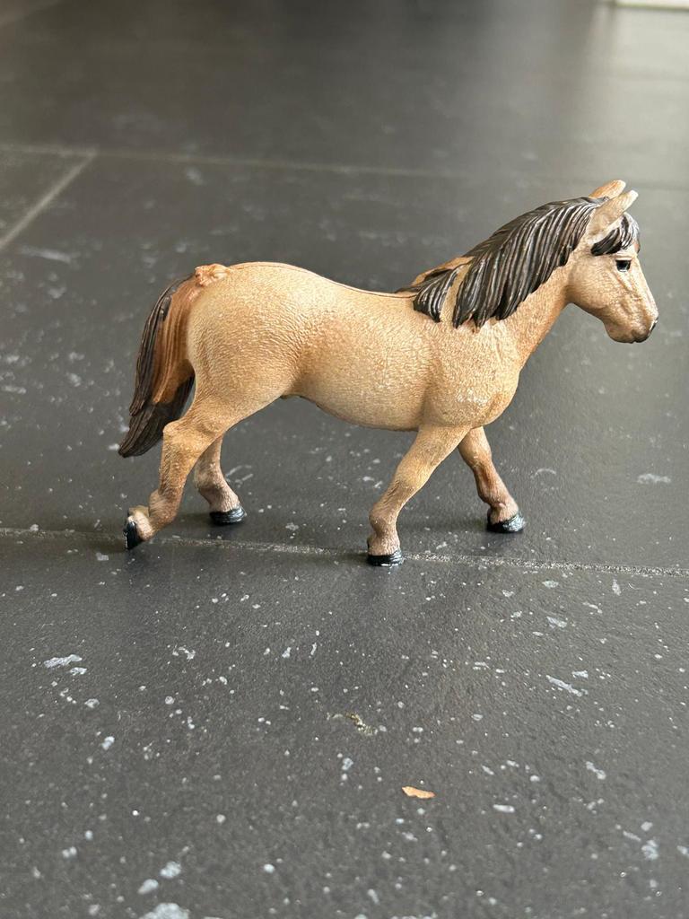 Schleich paard hengst, Verzamelen, Ophalen of Verzenden, Zo goed als nieuw, Paard, Beeldje of Figuurtje