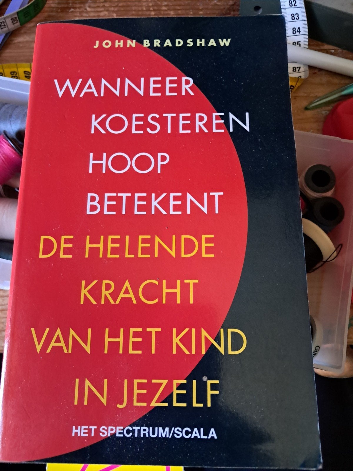 J. Bradshaw - Wanneer koesteren hoop betekent, Ophalen of Verzenden, Zo goed als nieuw, J. Bradshaw, Nederland