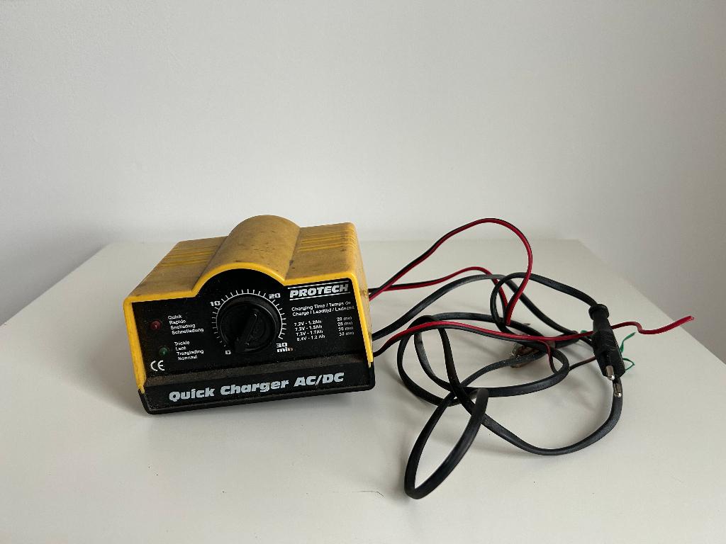 Protech snellader AC/DC rc modelbouw, Ophalen of Verzenden, Overige schalen, Onderdeel