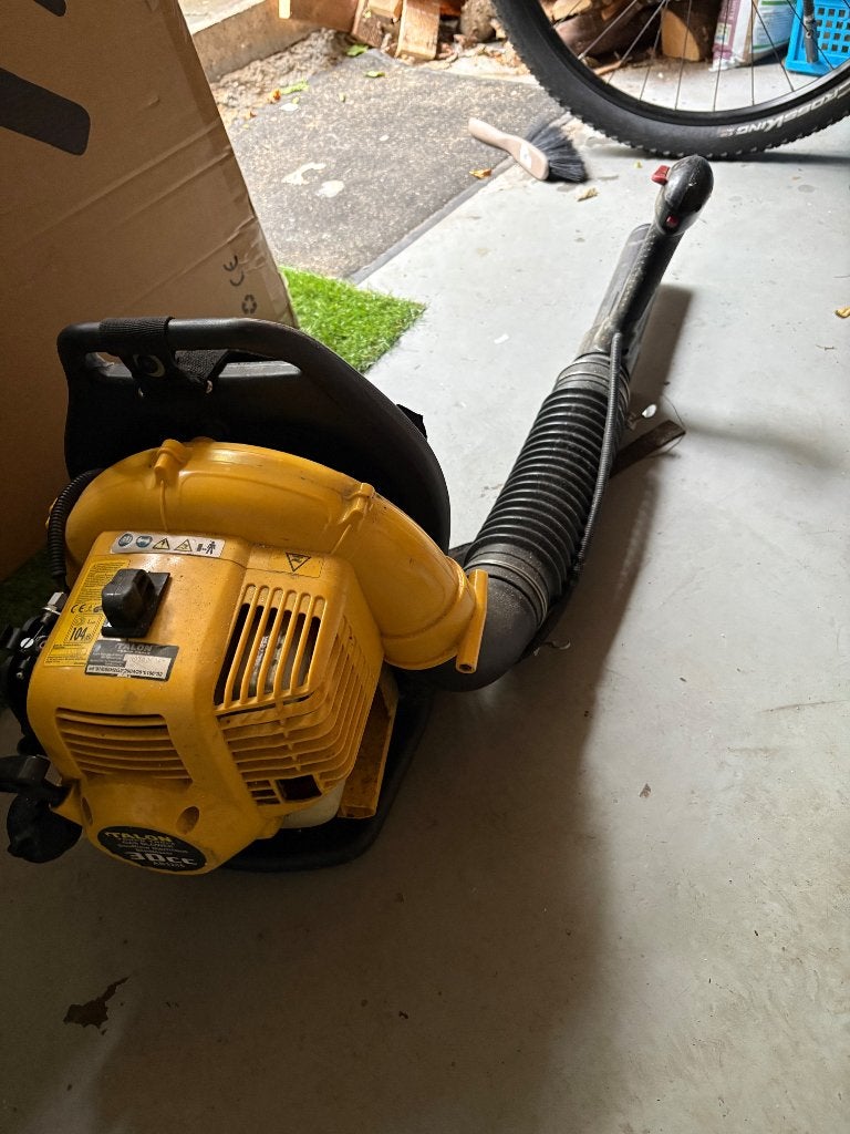 Bladblazer Benzine, Tuin en Terras, Ophalen, Gebruikt, Benzine