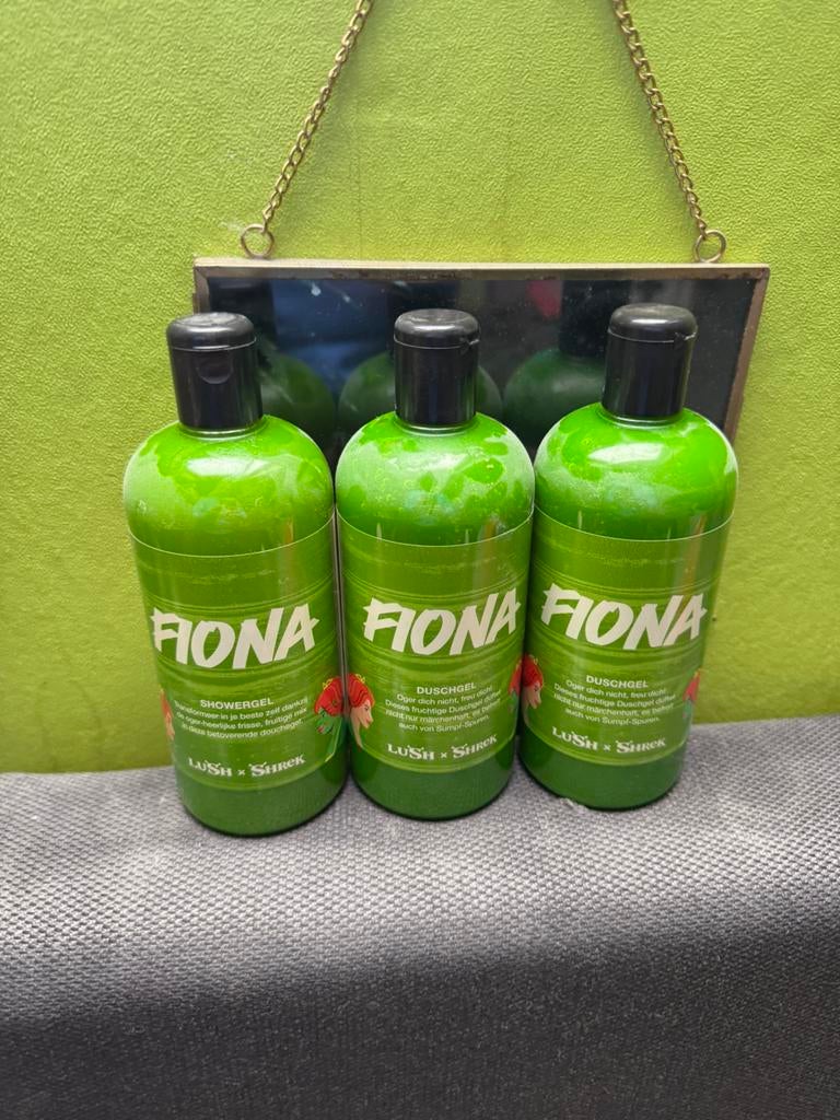 LUSH Fiona, Sieraden, Tassen en Uiterlijk, Uiterlijk | Lichaamsverzorging, Ophalen of Verzenden, Nieuw, Bad & Douche