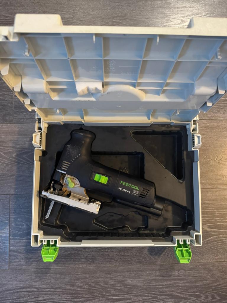 Festool decoupeerzaag met koffer, Doe-het-zelf en Verbouw, Ophalen of Verzenden, Zo goed als nieuw, Minder dan 600 watt, Vlakschuurmachine