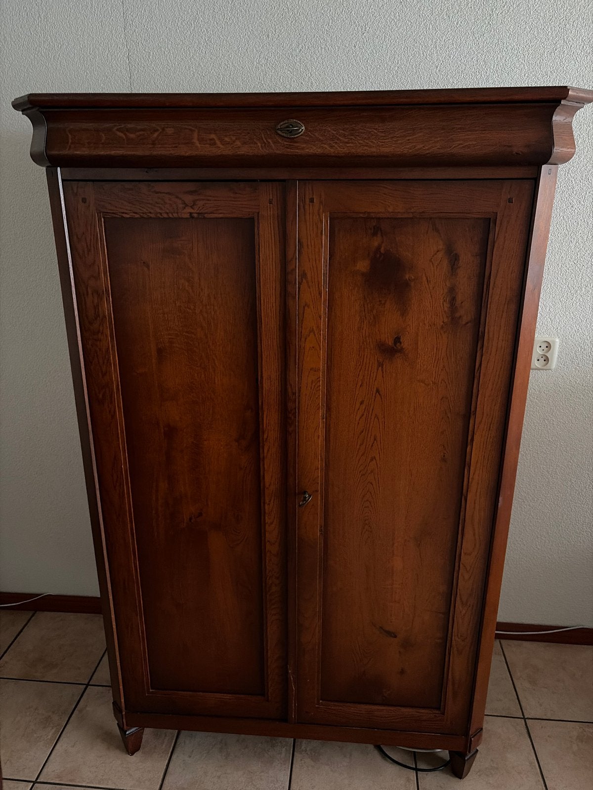 Houten secretaire kast met uitschuifbaar blad, Huis en Inrichting, Ophalen, Gebruikt, Eikenhout, 50 tot 100 cm