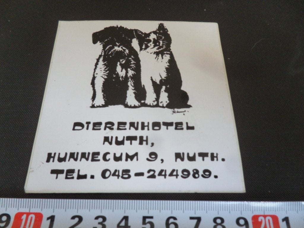 sticker Nuth  Dierenhotel Nuth Hunnecum 9, Ophalen of Verzenden, Zo goed als nieuw