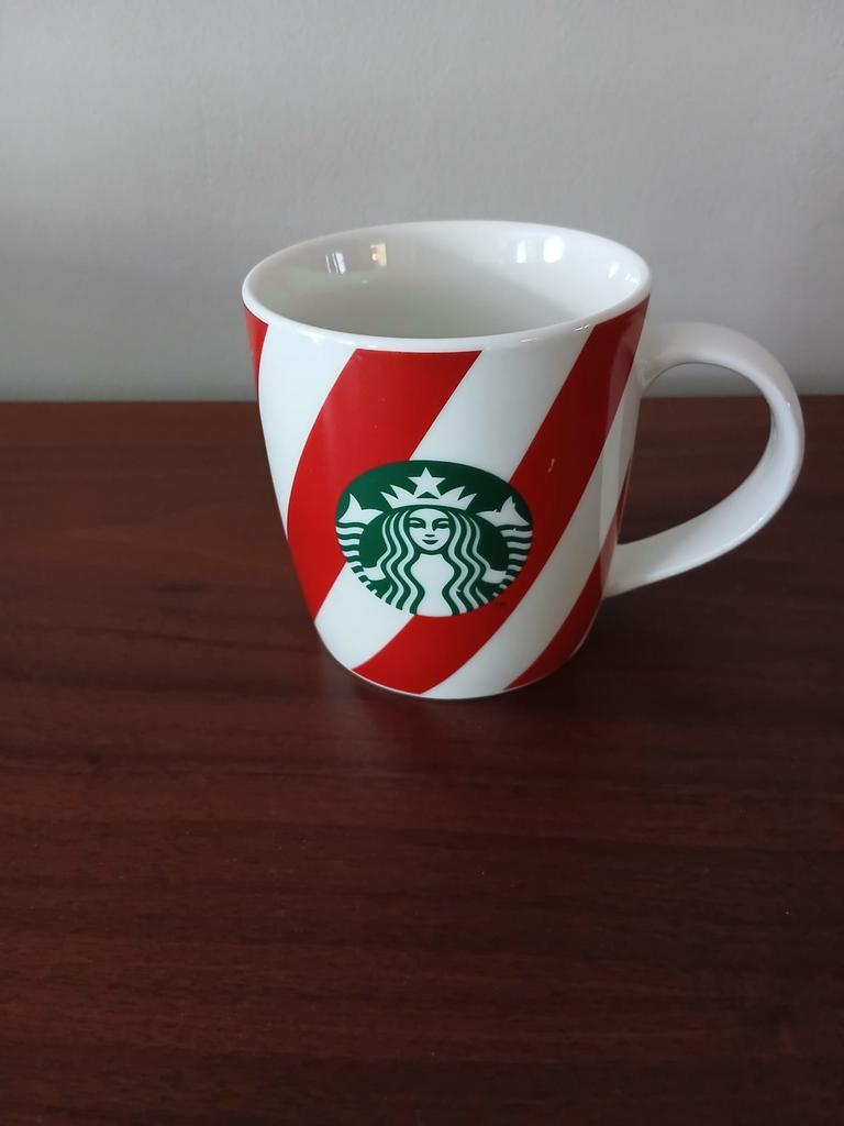 Starbucks (2020) kerstmok rood/wit gestreept 370 ml, Ophalen of Verzenden, Zo goed als nieuw, Overige stijlen, Kop(pen) en/of Schotel(s)