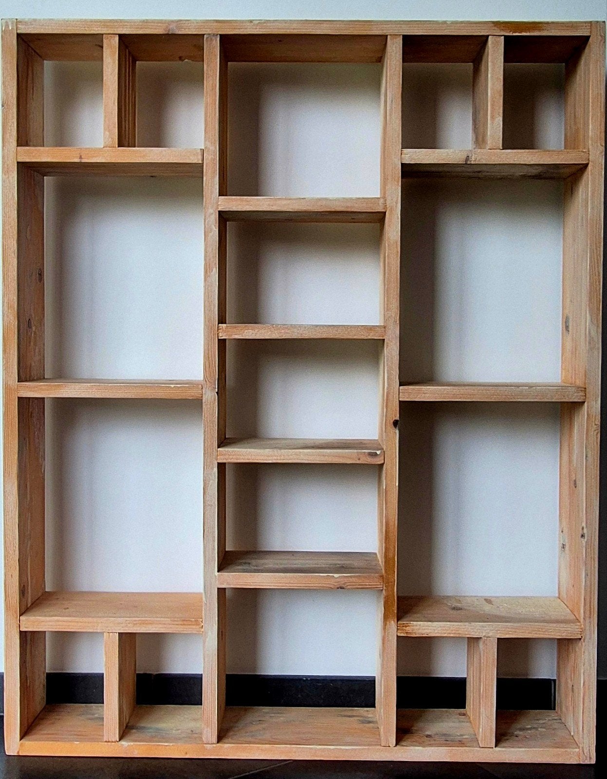 Mooi en robuust houten letterbak, Huis en Inrichting, Ophalen, Met plank(en), Zo goed als nieuw, Minder dan 150 cm