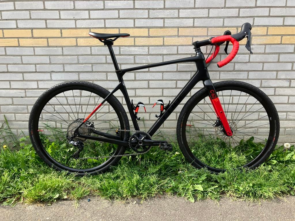 Cube Nuroad C62 Pro 2022, size L, carbon, Shimano GRX, 28 inch, Carbon, 10 tot 15 versnellingen, Zo goed als nieuw