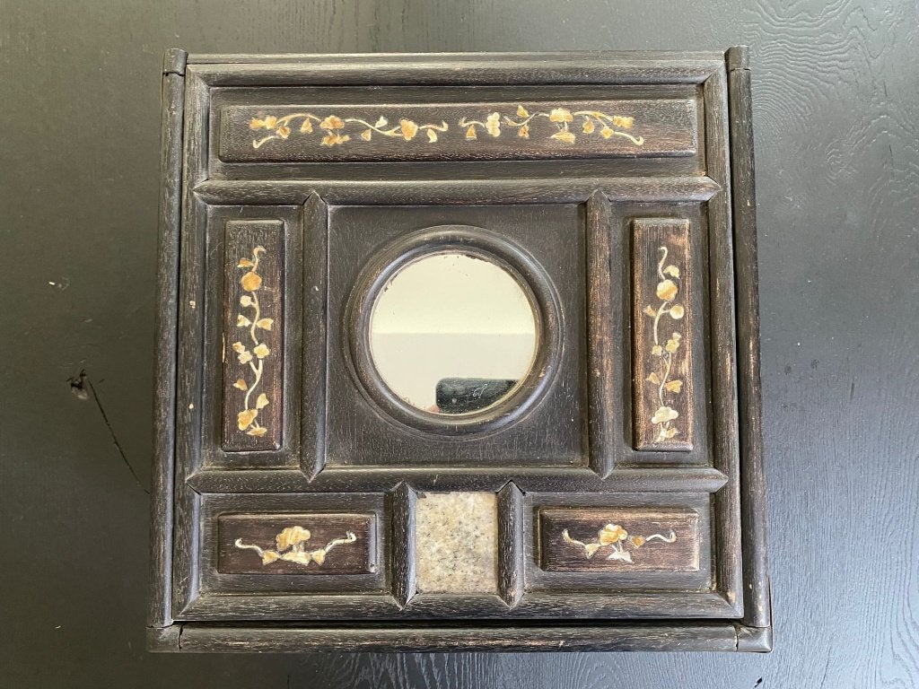 Antieke Chinese houten sieradendoos / kapkistje – 19e eeuw, Ophalen