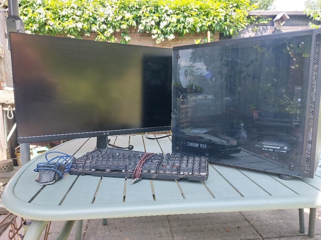 Gaming PC i5 9400F + 27 inch Acer monitor, Ophalen, Overige genres, 1 speler, Zo goed als nieuw