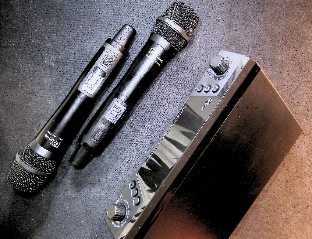 the t.bone freeU Twin HT 863–dubbele draadloze microfoonset, Muziek en Instrumenten, Ophalen of Verzenden, Zo goed als nieuw, Zangmicrofoon