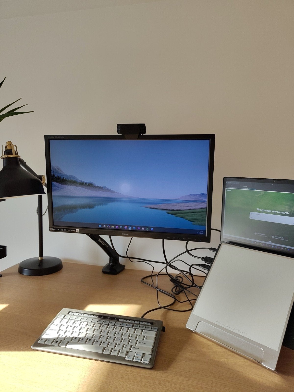 iiyama ProLite E2483HSU-B5 Full HD Monitor, Ingebouwde speakers, Full HD, Zo goed als nieuw, HDMI
