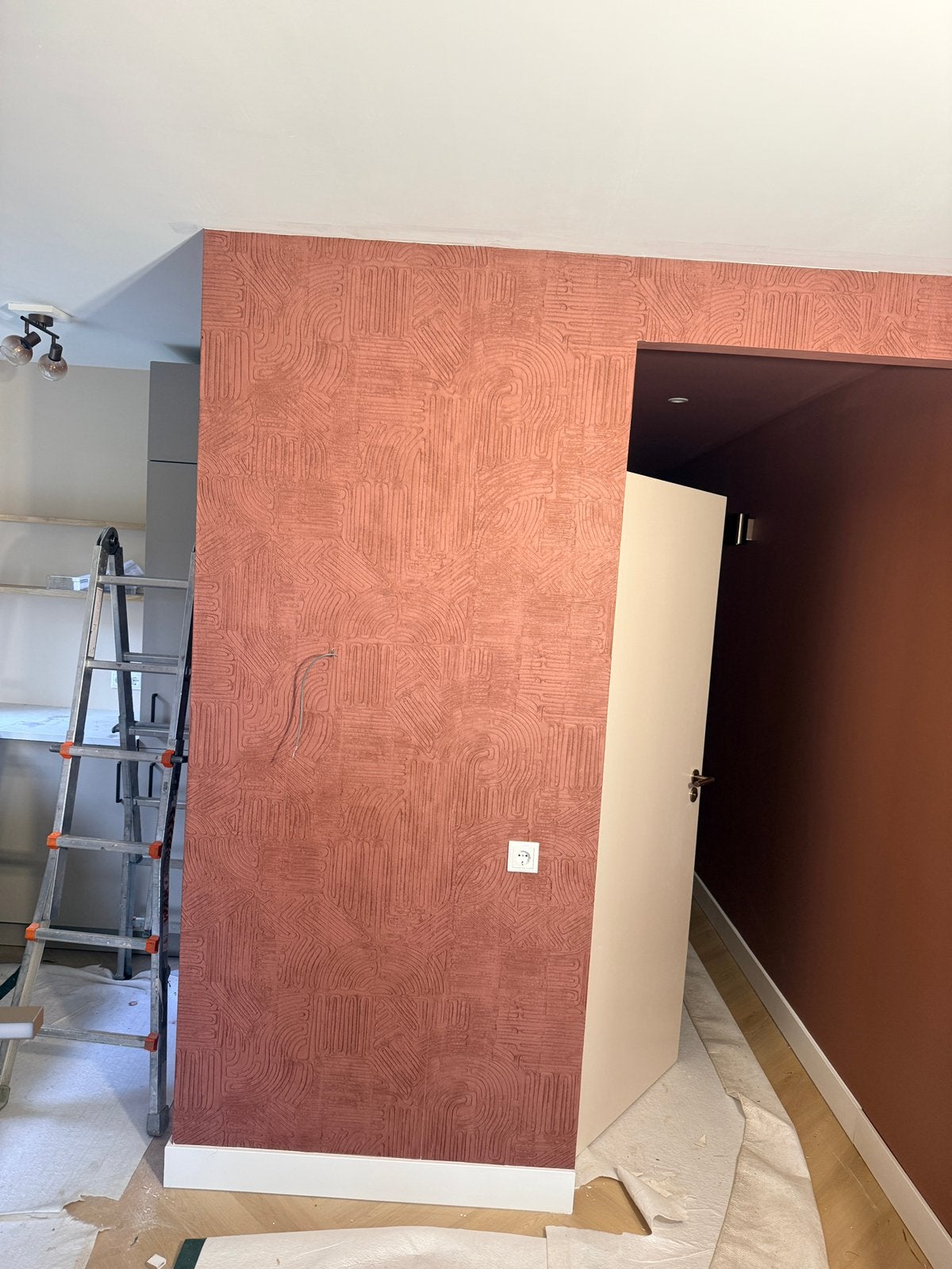 Arte Tali behang Tamba Burgundy 60728, Ophalen