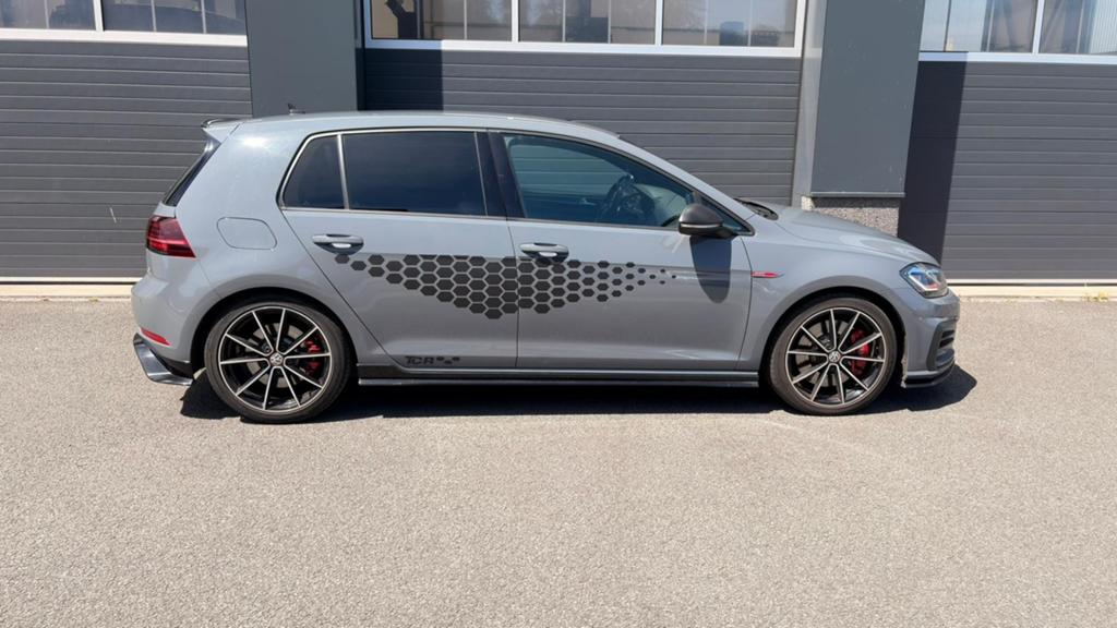 Golf TCR 2.0 GTI 400PK+  Akrapovic DSG 2019 TOP STAAT, Auto's, Zwart, 4 cilinders, 1984 cc, Leder en Alcantara