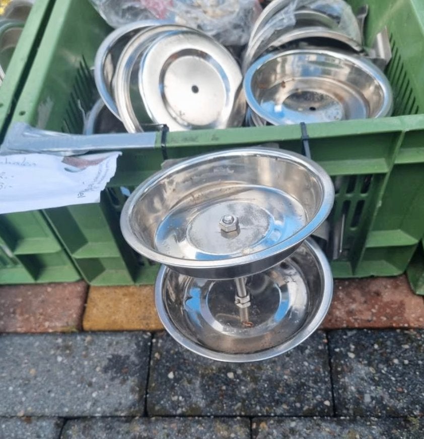 RVS voerschalen nieuw, Ophalen of Verzenden, Nieuw, Kooi-accessoires