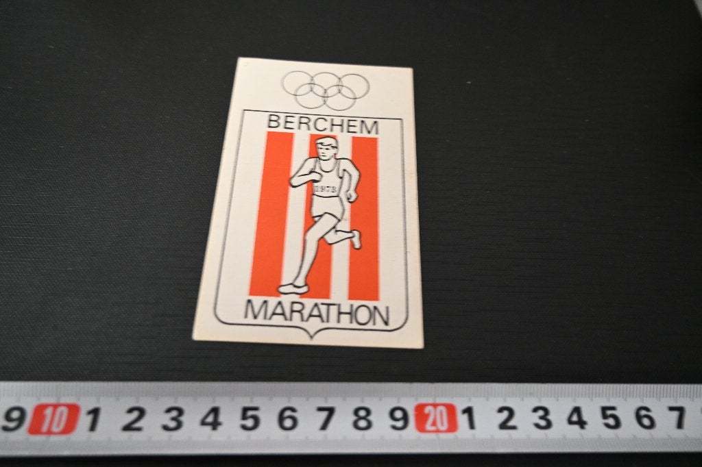 sticker Berchem  Marathon, Ophalen of Verzenden, Zo goed als nieuw