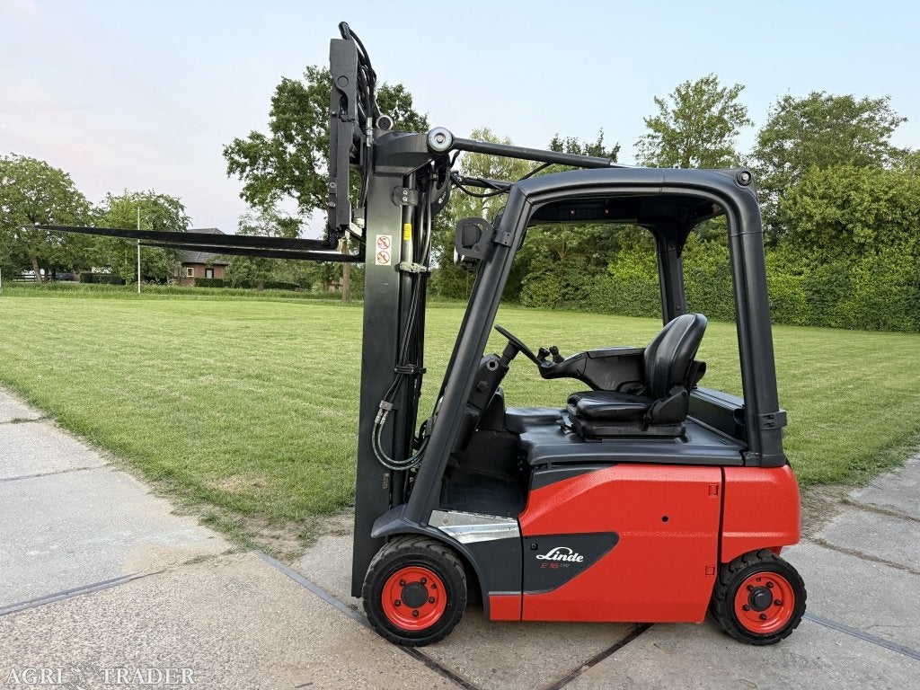 Linde 1600KG triplex Sideshift vorkversteller 4600uur BJ2019