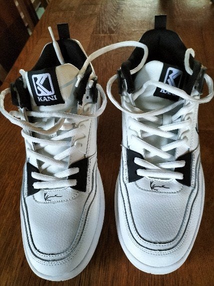 NIEUWE LEREN KARL KANI HERENSNEAKERS MAAT 44.5 !, Kleding | Heren, Schoenen, Verzenden, Wit, Nieuw, Sneakers of Gympen