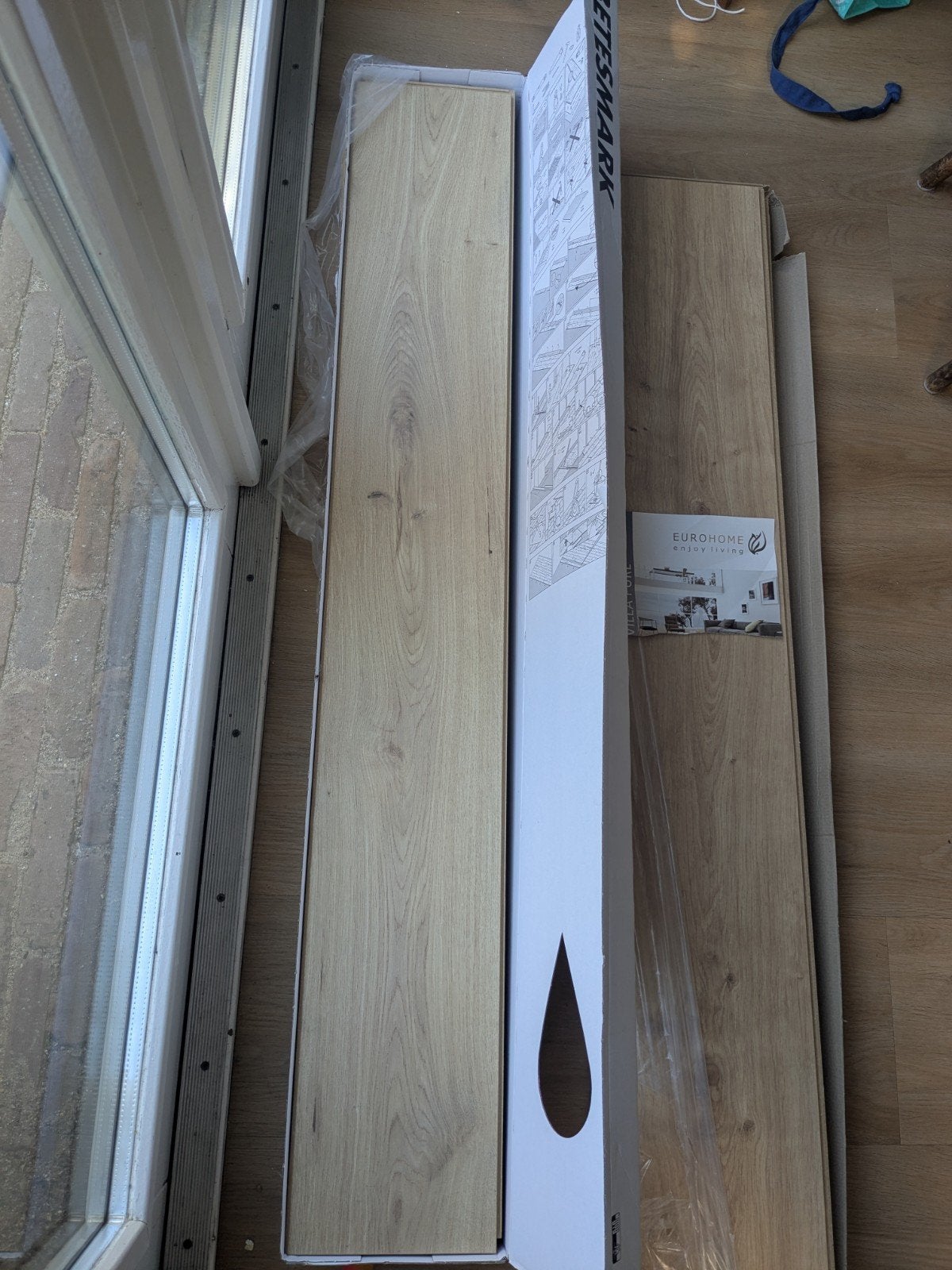 Betesnark ikea kliklaminaat, Ophalen