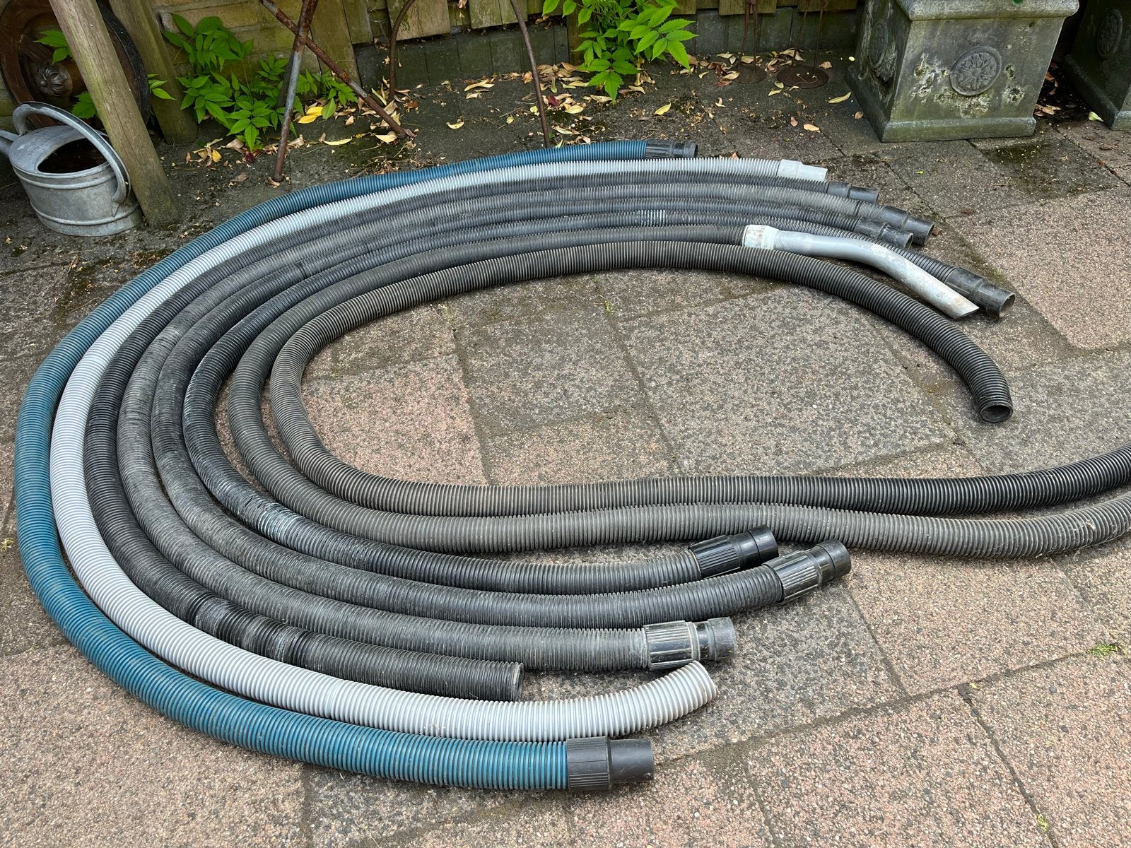 8 stofzuigerslangen, binnen diameter 38mm, lengte 3 meter, Ophalen, Overige materialen, Gebruikt, 40 tot 60 mm