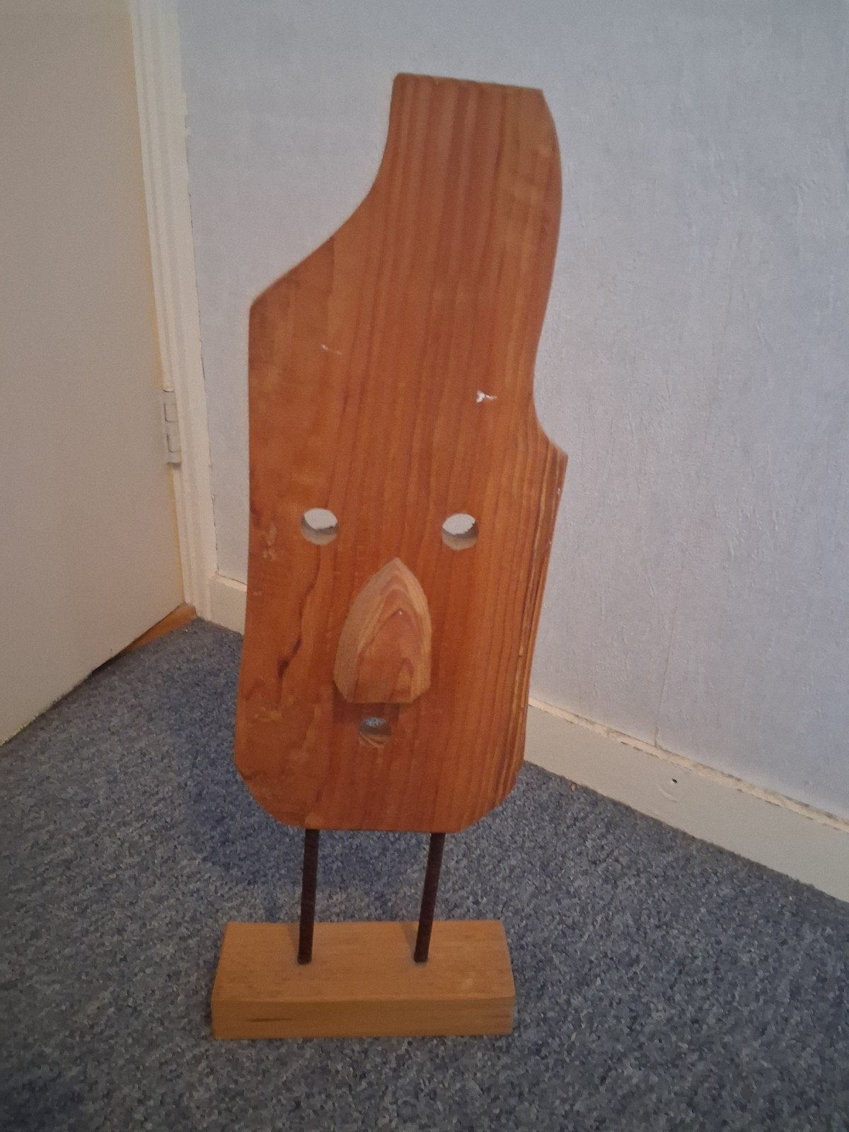 Uniek handgemaakt houten kunstwerk voor vensterbank, Antiek en Kunst, Ophalen, Handgemaakt, 20 - 50 cm, Beeld
