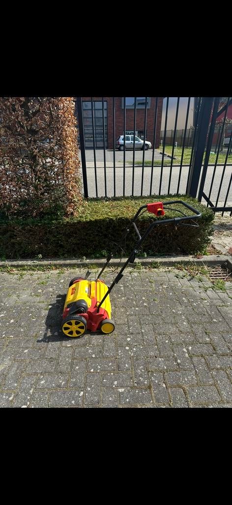 Te huur: verticuteermachine, Ophalen of Verzenden