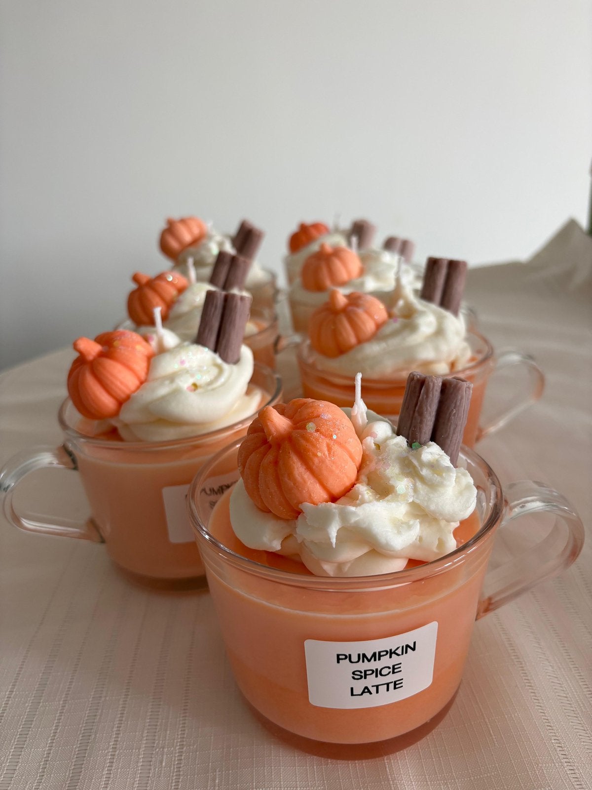 Pumpkin spice latte kaars️, Oranje, Ophalen of Verzenden, Kaars, Was