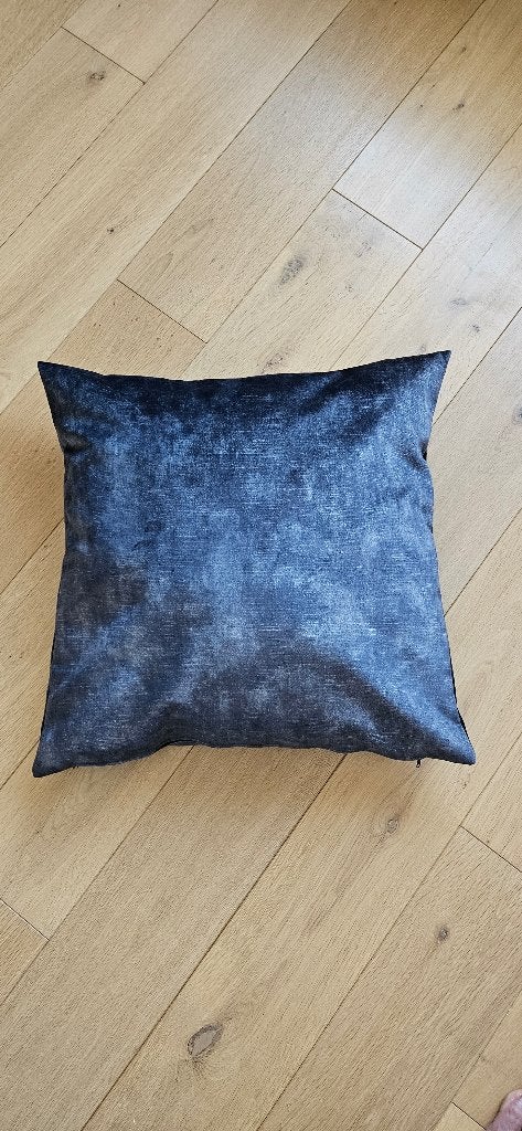 Sierkussens 2x nieuw, antraciet 60x60cm, Huis en Inrichting, Woonaccessoires | Kussens, Ophalen of Verzenden, Nieuw, Grijs, Vierkant