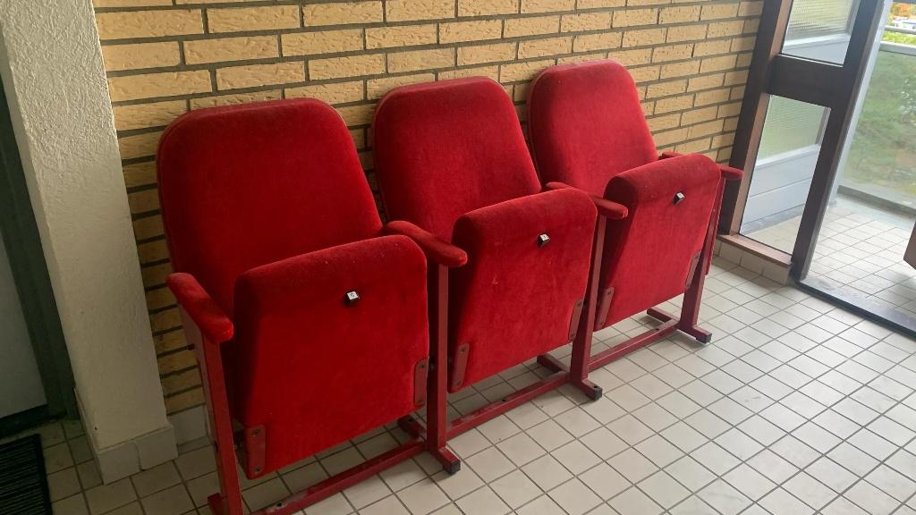Bioscoopstoelen vintage, Antiek en Kunst, Ophalen