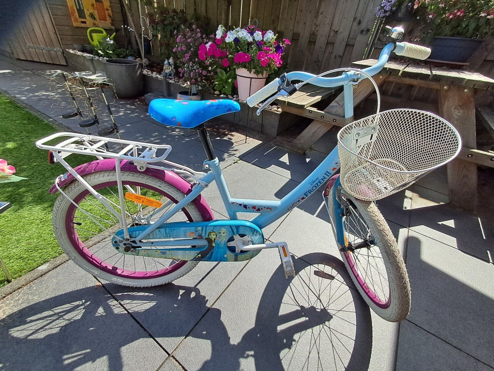 Frozen meisjes fiets, Fietsen en Brommers, Fietsen | Meisjes, Ophalen, Terugtraprem, Gebruikt, Handrem