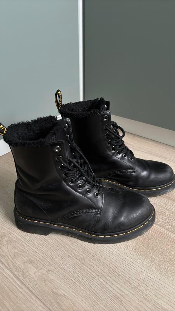 Dr martens serena, Ophalen, Zwart, Lage of Enkellaarzen, Gedragen