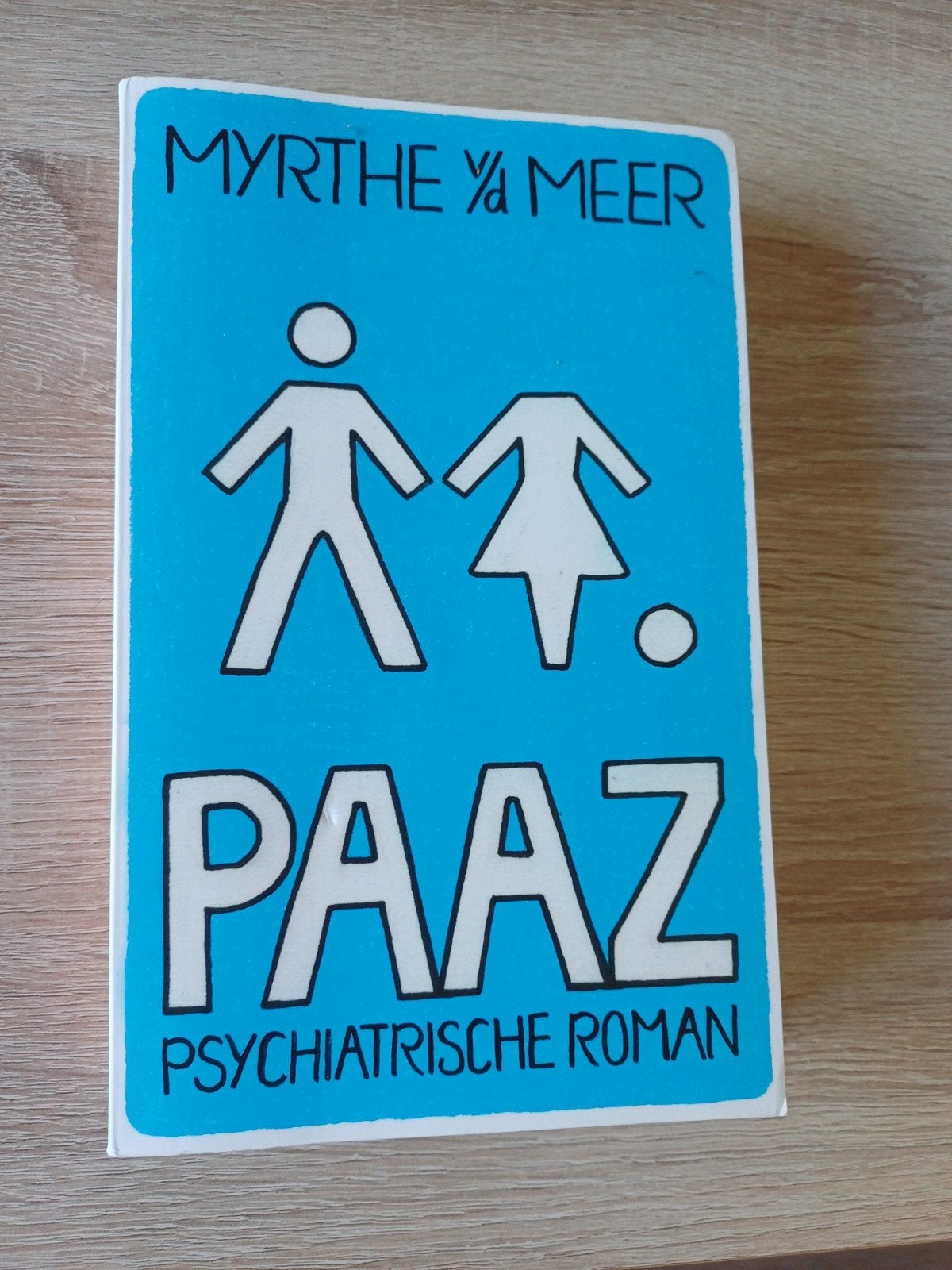 Myrthe van der Meer - PAAZ, Boeken, Ophalen, Zo goed als nieuw, Myrthe van der Meer