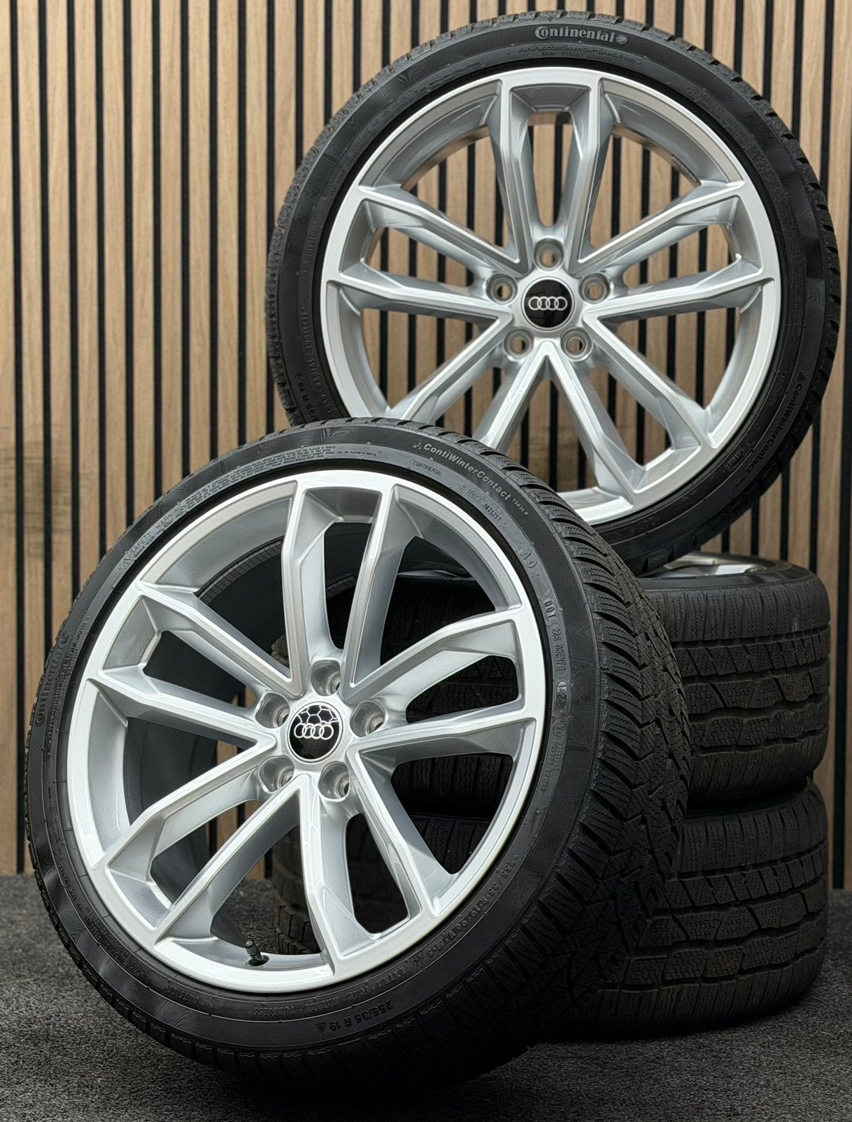 Originele 19 inch Audi A5 S5 B9 8W 5x112 ET32 Continental AO, 255 mm, ., Banden en Velgen, Winterbanden