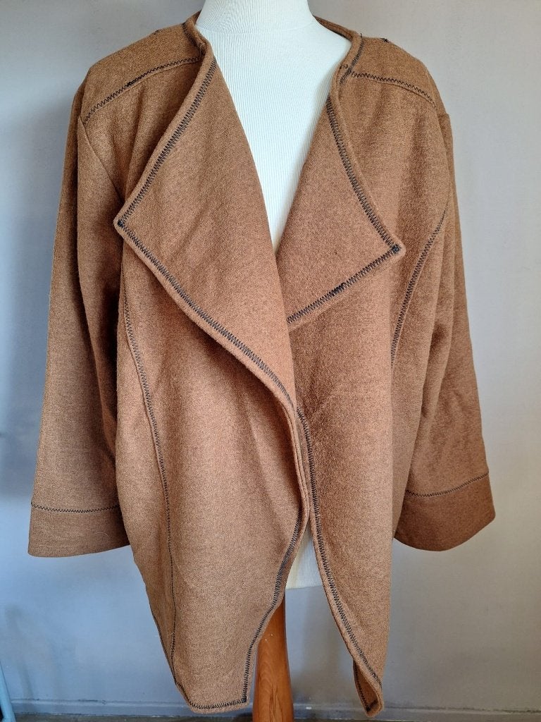 Nieuwe okergele winter jas / mantel van Zazar, maat 52, Geel, Maat 46/48 (XL) of groter, Nieuw, Ophalen of Verzenden
