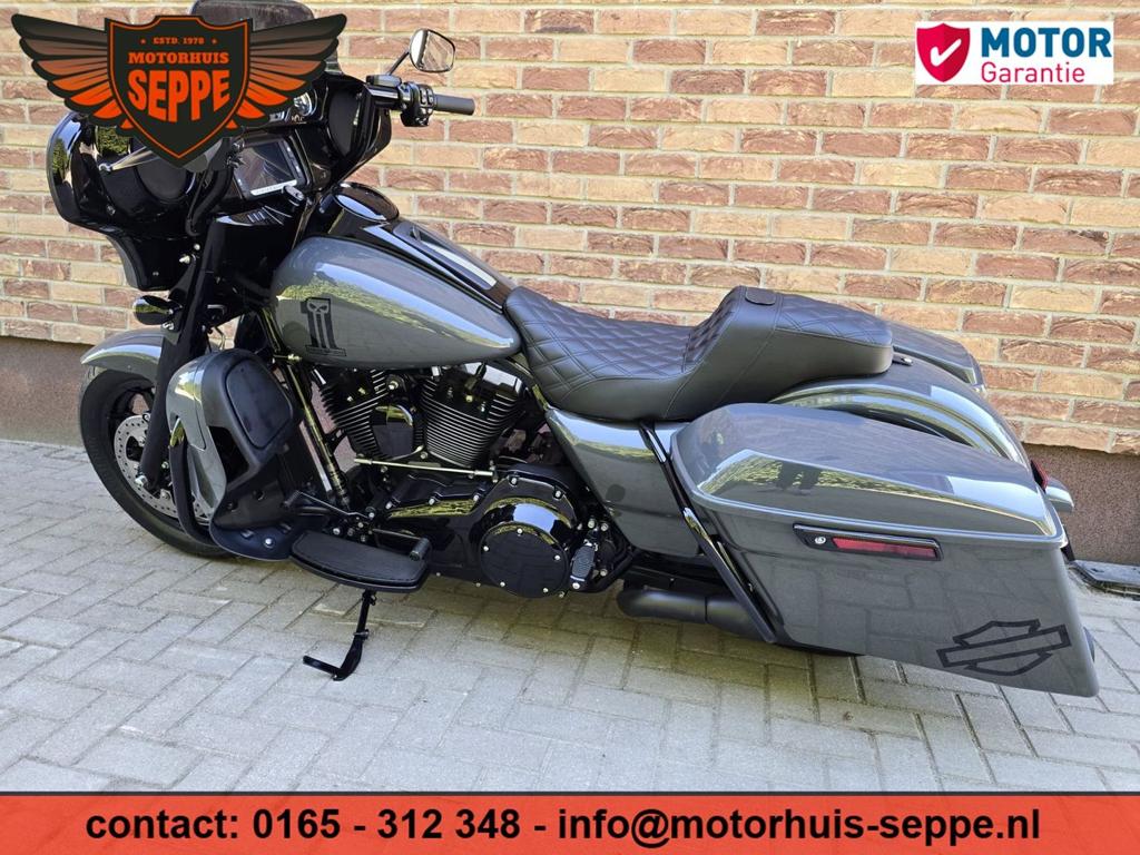 HARLEY-DAVIDSON STREET GLIDE SPECIAL FLHXS Rushmore, 2 cilinders, 1690 cc, HARLEY-DAVIDSON, Bedrijf