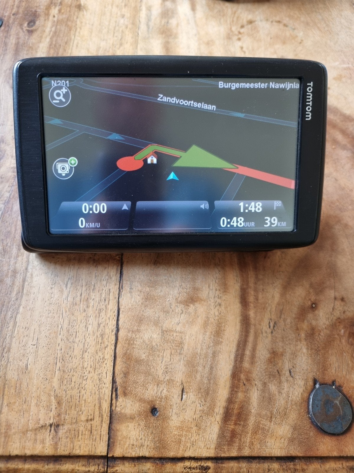 TomTom navigatiesysteem - ouder model, prima bruikbaar, Auto diversen, Autonavigatie, Ophalen of Verzenden, Zo goed als nieuw